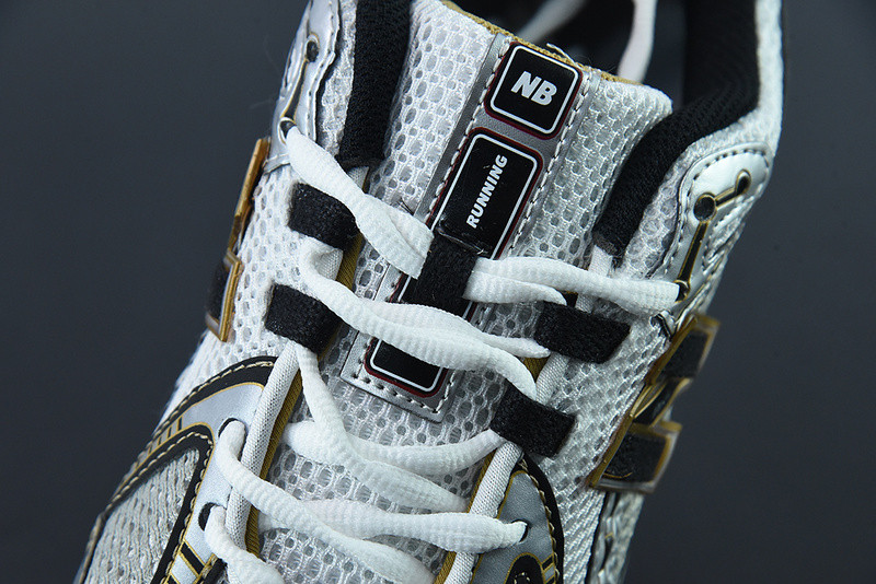 new balance sneaker