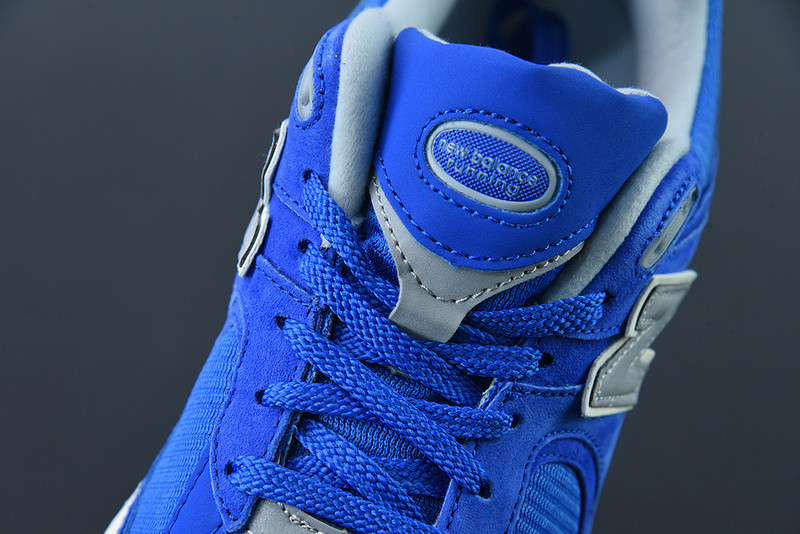 new balance sneaker