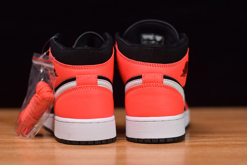 air jordan 1 mid infrared 23 (gs) 554725-061