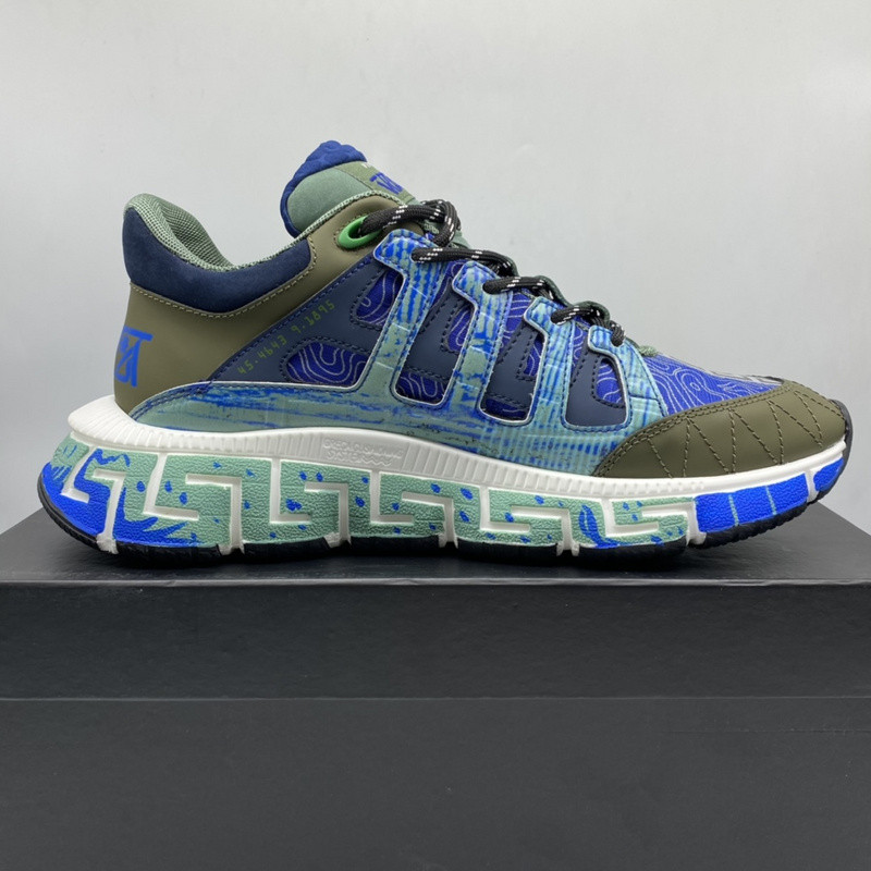 vs chain reaction sneakers