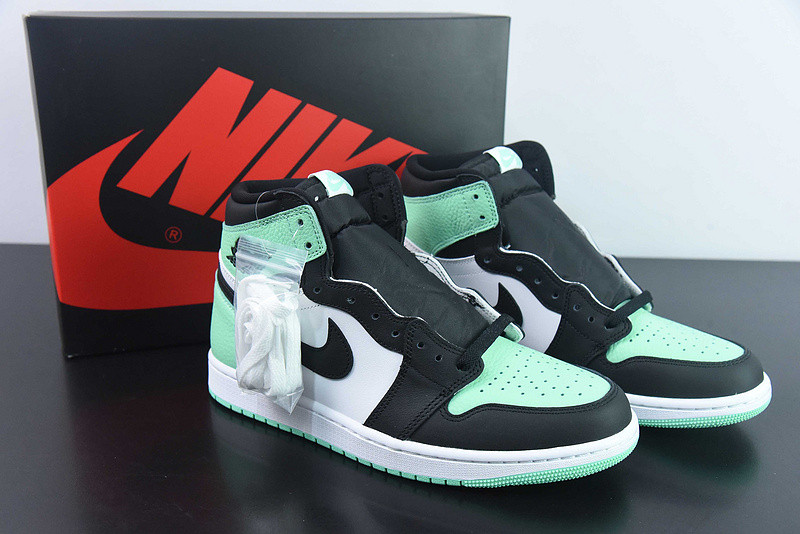 air jordan 1 high og "green glow" dz5485-130