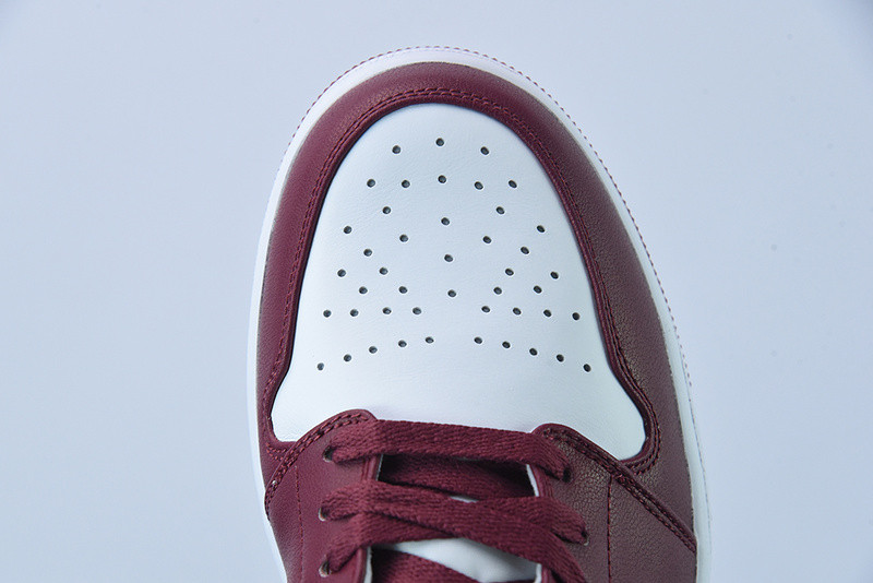 air jordan 1 low “bordeaux” 553558-615
