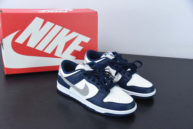 nike dunk low “midnight navy” fd9749-400