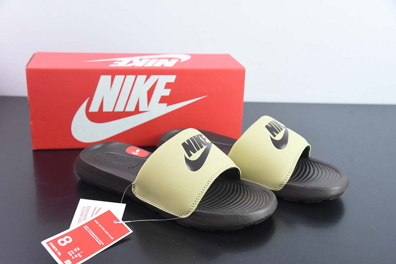 nike sandals