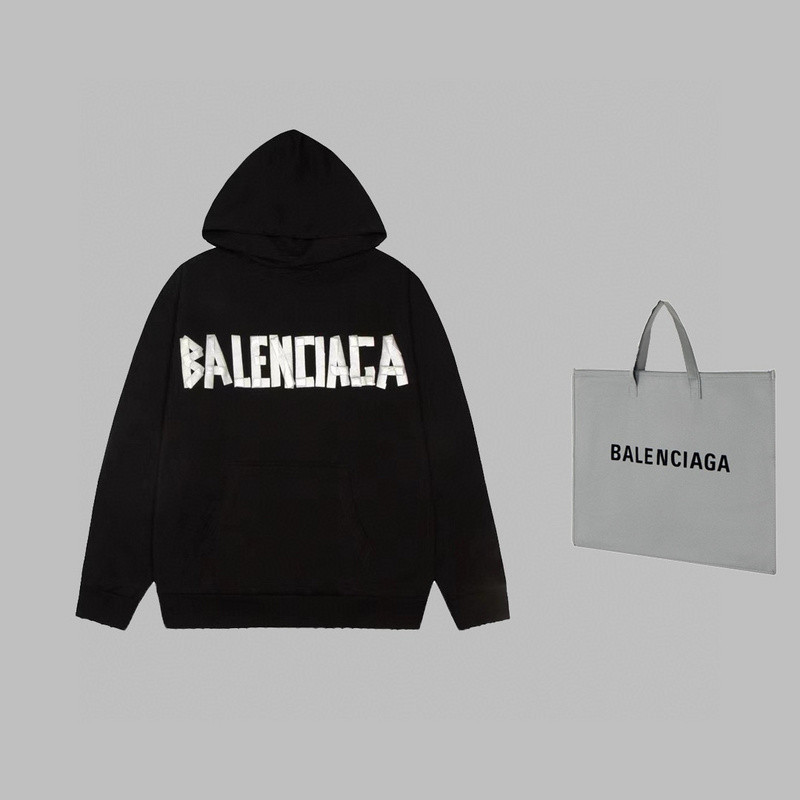 Ba*len*cia*ga clothes