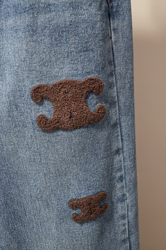 Ce**e clothes