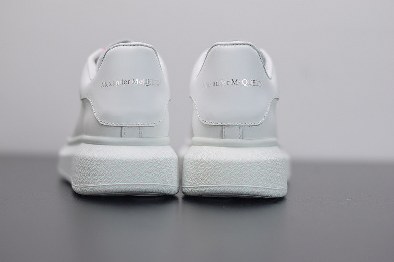 alexer mceen sneakers