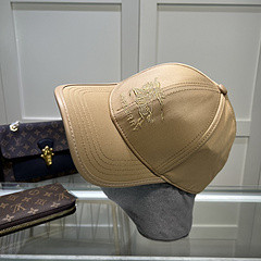 B**rry hat